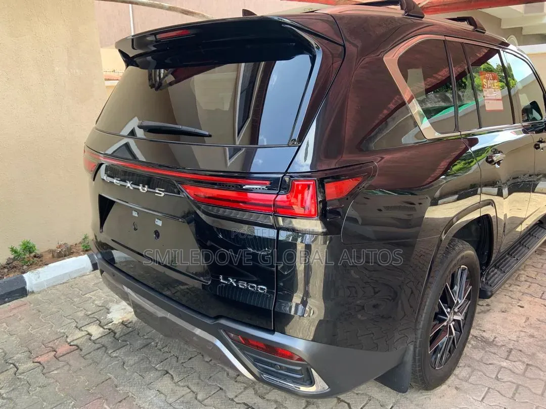 Lexus LX 600 2024 Black