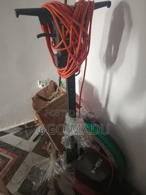 Tyles Scrubber