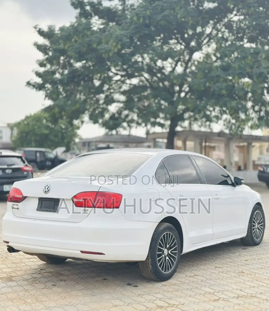 Volkswagen Jetta 2013 White