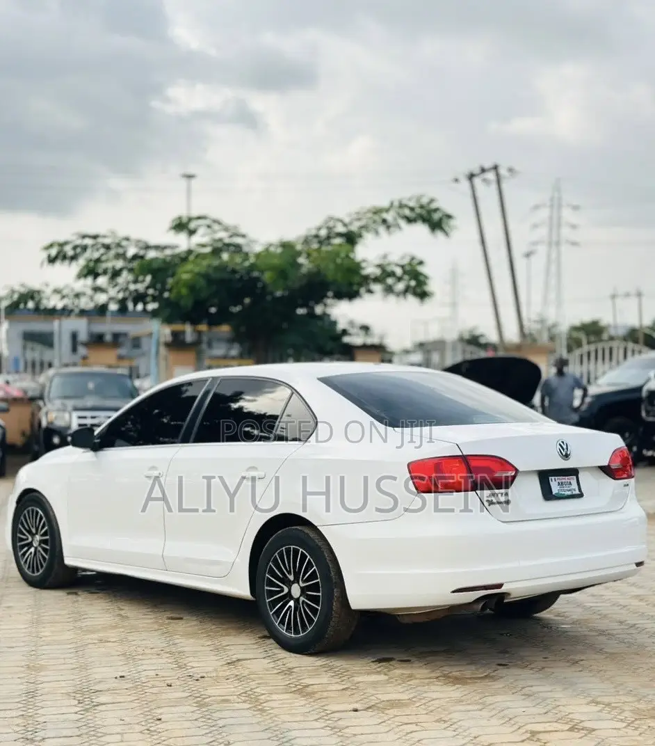 Volkswagen Jetta 2013 White