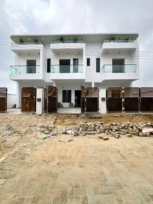 3bdrm Townhouse/Terrace in Ado / Ajah for sale