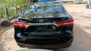 Toyota Avalon 2015 Black