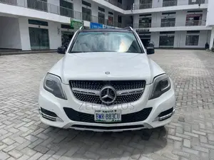 Mercedes-Benz GLK-Class 350 4MATIC 2013 White