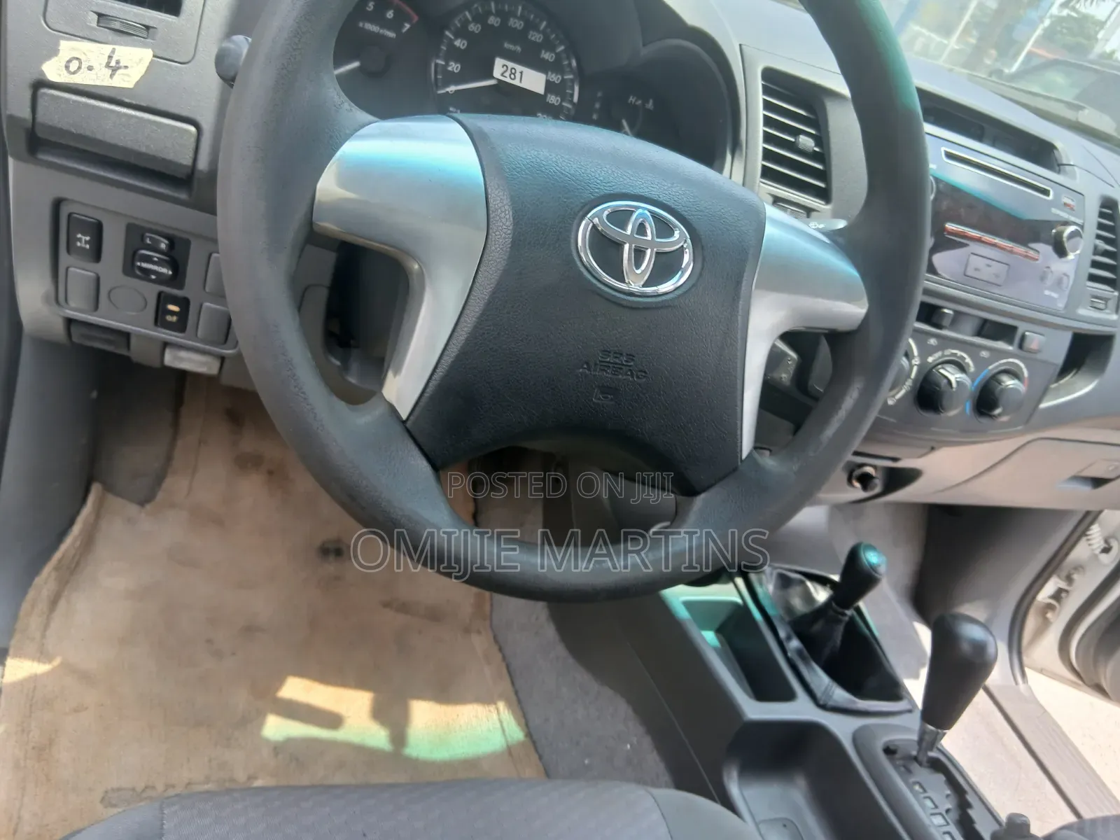 Toyota Hilux 2014 White