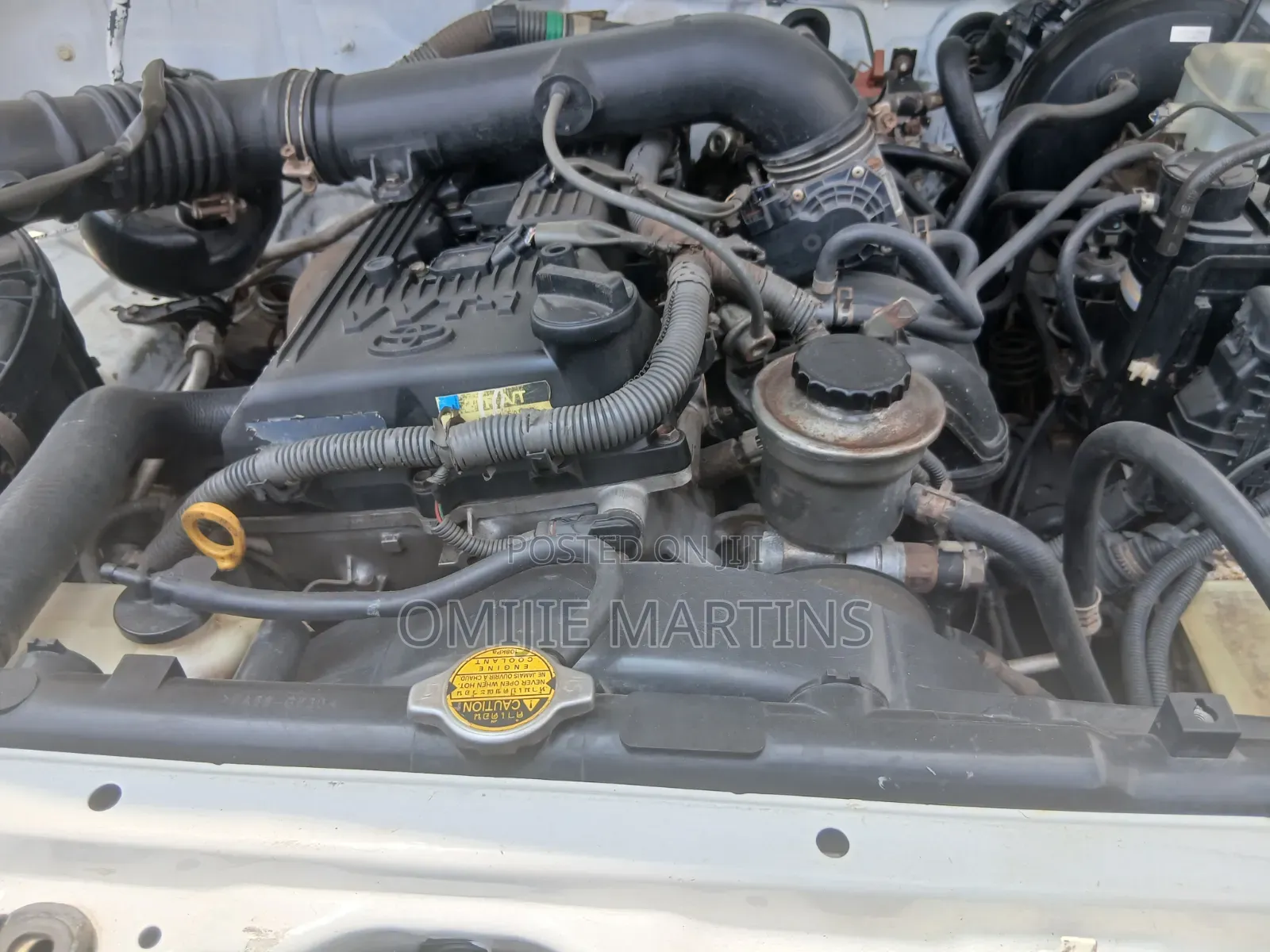 Toyota Hilux 2014 White