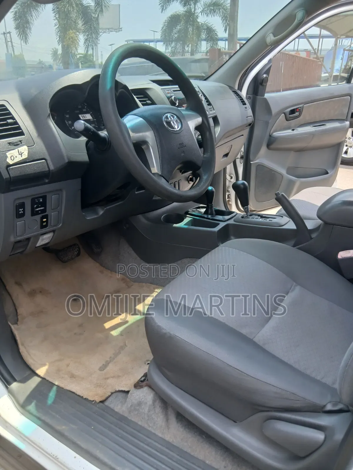 Toyota Hilux 2014 White