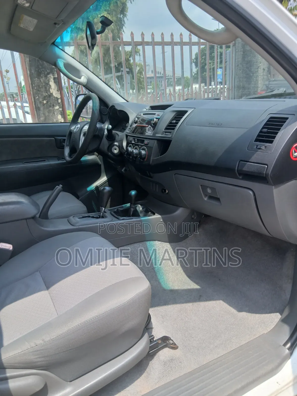 Toyota Hilux 2014 White