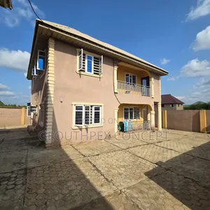 2bdrm Block of Flats in Moniya for rent