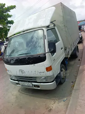 Toyota Dyna Truck