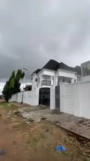 2bdrm Block of Flats in Benin City for sale