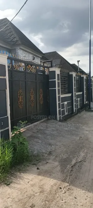 3bdrm Bungalow in Udu for sale