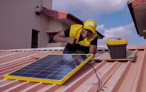 Brand New Lumos L1 Solar,pay Small Small