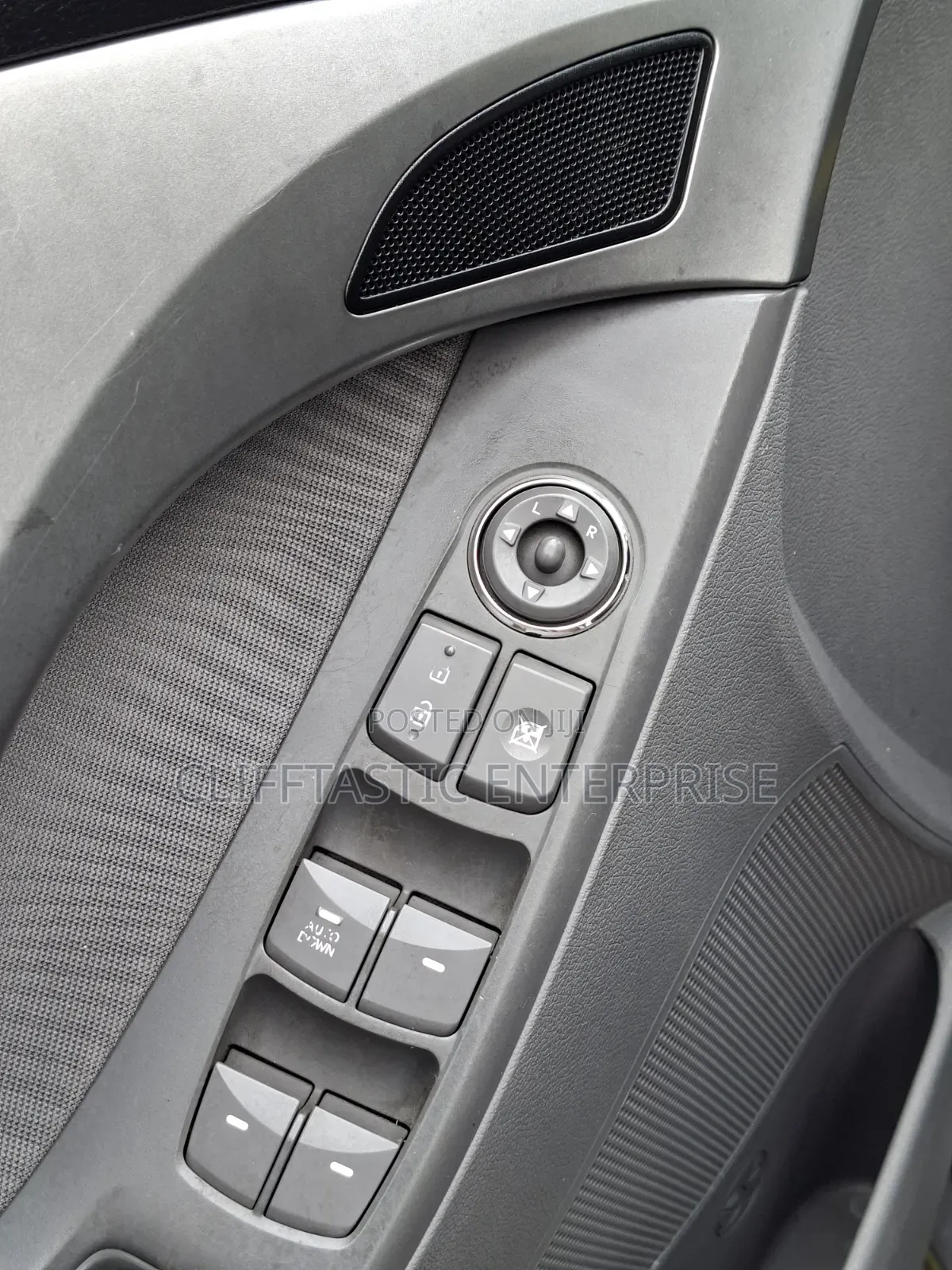 Hyundai Elantra GLS 2011 Gray