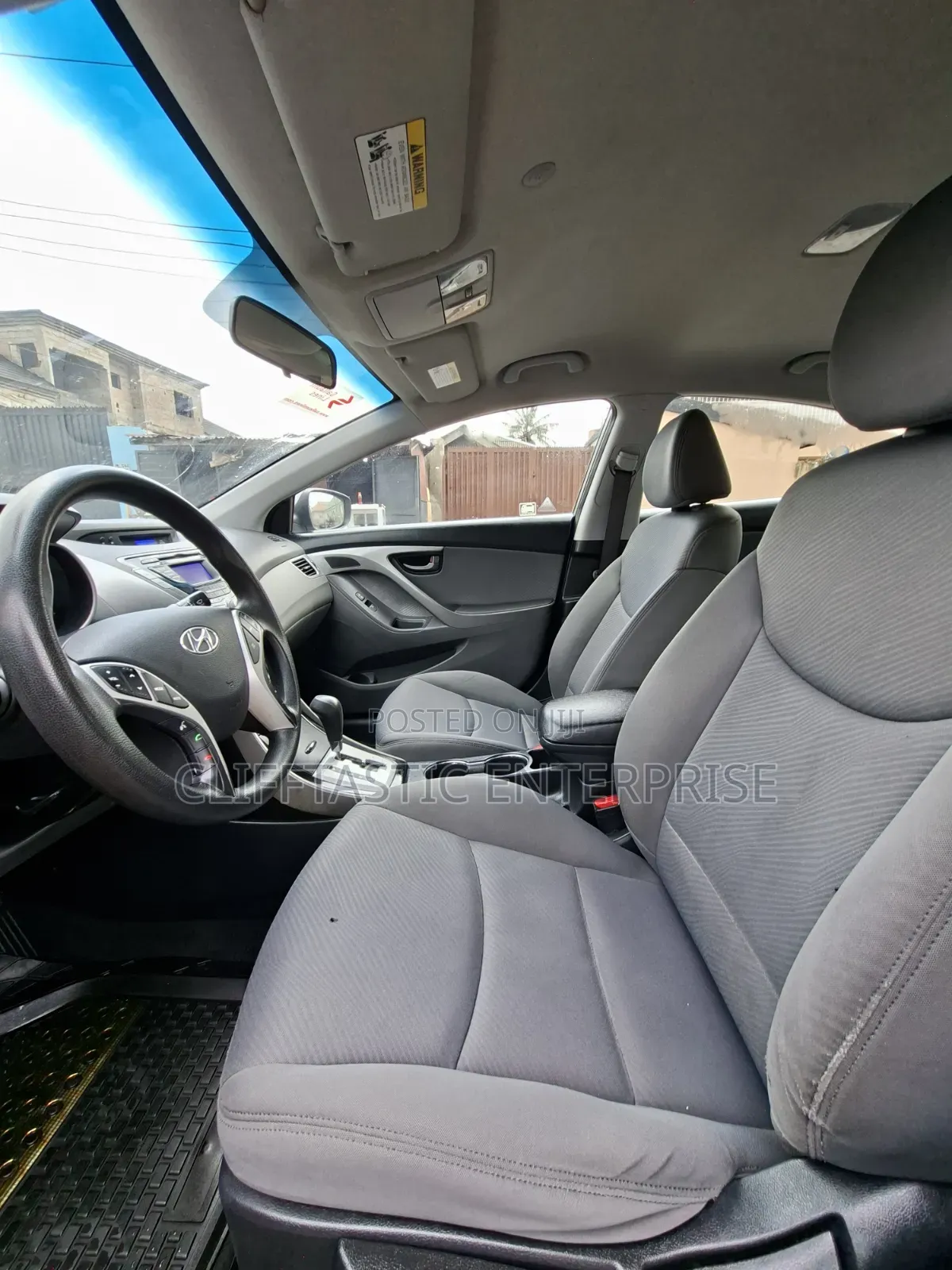 Hyundai Elantra GLS 2011 Gray
