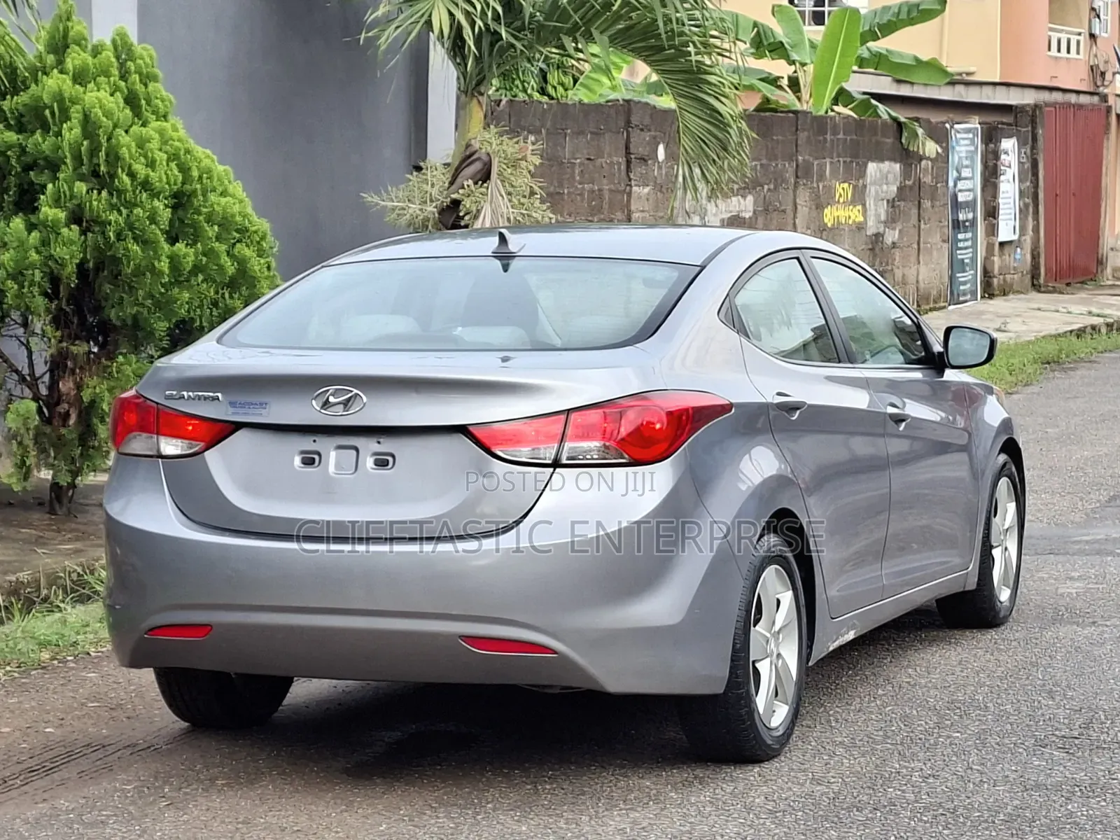 Hyundai Elantra GLS 2011 Gray