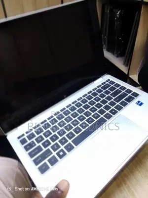 New Laptop HP EliteBook 840 G3 8GB Intel Core i5 SSD 250GB