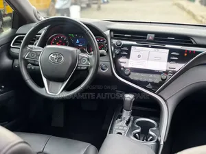 Toyota Camry XSE V6 FWD (3.5L 6cyl 8AM) 2018 Burgundy