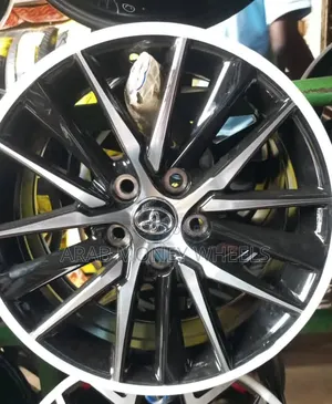 Quality Five Star  Design Alloyd Wheels 19 Inch