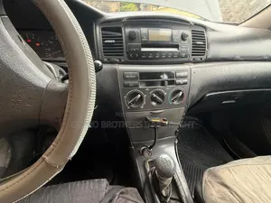 Toyota Corolla Liftback 2002 Black