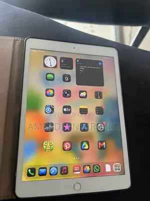 Apple iPad 10.2 (2021) 64 GB Silver