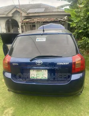 Toyota Corolla 2004 Blue