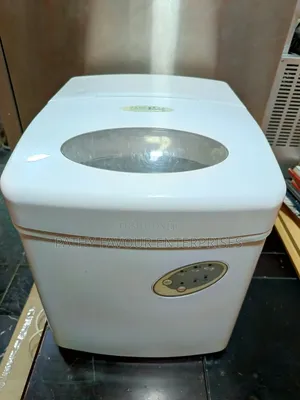 Ice Cube Machine