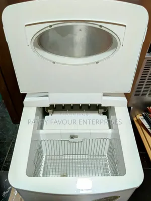 Ice Cube Machine