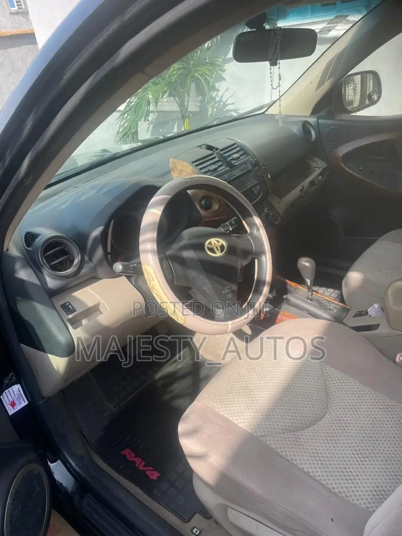 Toyota RAV4 2007 Black