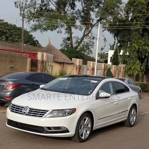 Volkswagen Passat 2012 White