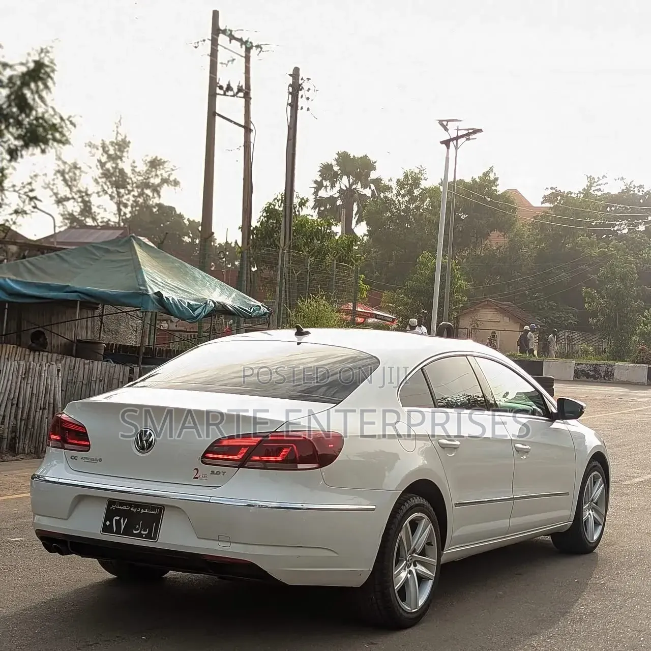Volkswagen Passat 2012 White