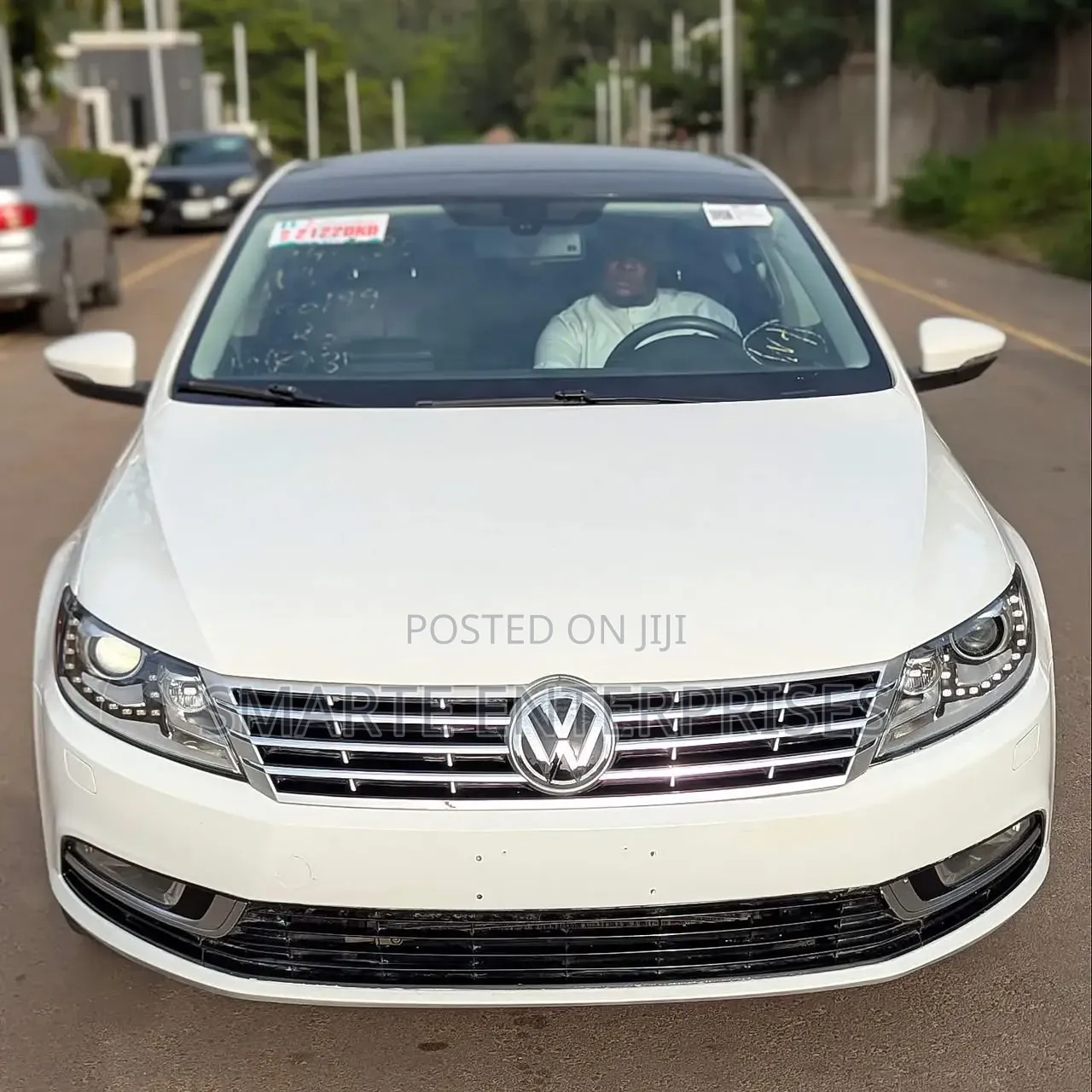 Volkswagen Passat 2012 White