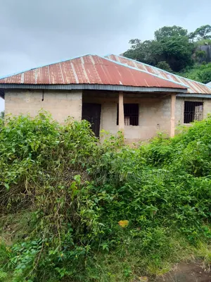 4bdrm Bungalow in Ado Ekiti for sale
