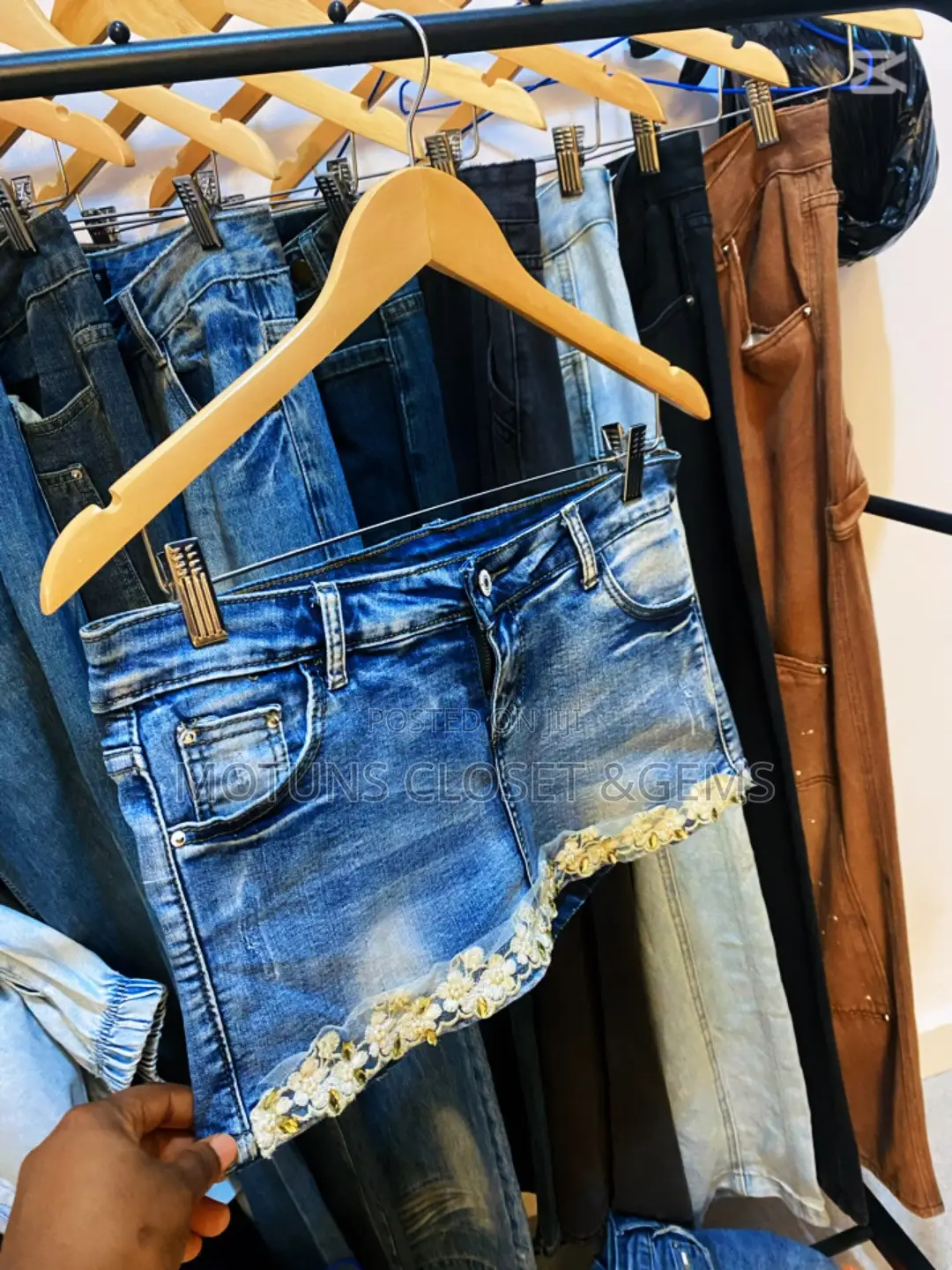 Ladies Bumshort