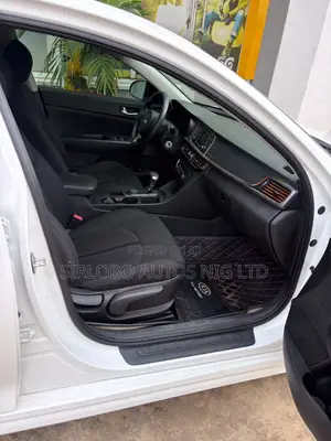 Kia Optima LX 4dr Sedan FWD (2.4L 4cyl 6M) 2016 White