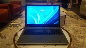Laptop Dell Inspiron 15 8GB Intel Core i5 HDD+SSD 500GB