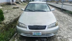 Toyota Camry LE 4dr Sedan (2.2L 4cyl 4A) 2001 Silver