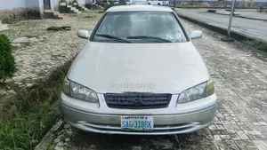 Toyota Camry LE 4dr Sedan (2.2L 4cyl 4A) 2001 Silver