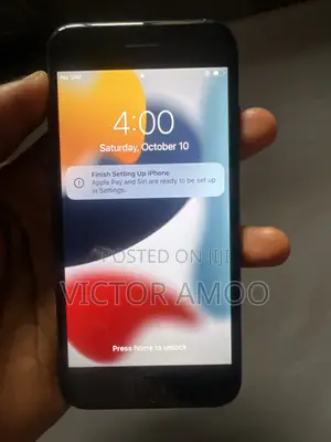 Apple iPhone 7 32 GB Black