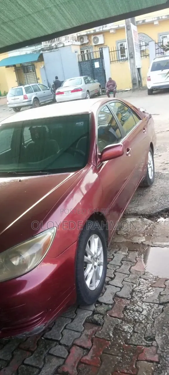 Toyota Camry 2004 Red