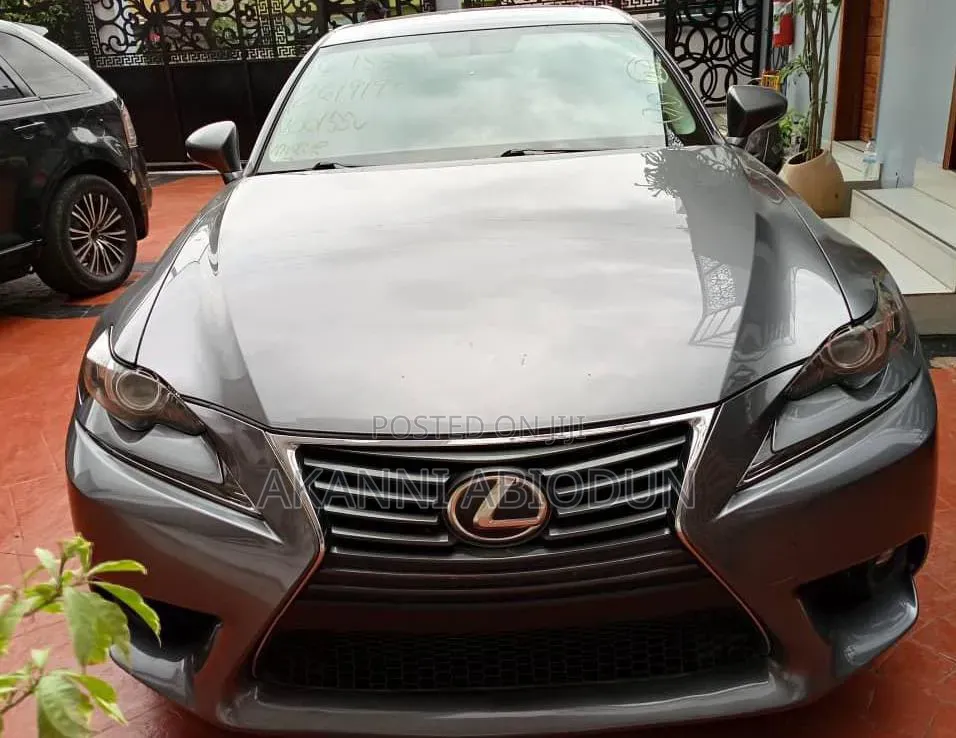 Lexus IS 300 AWD 2016 Gray