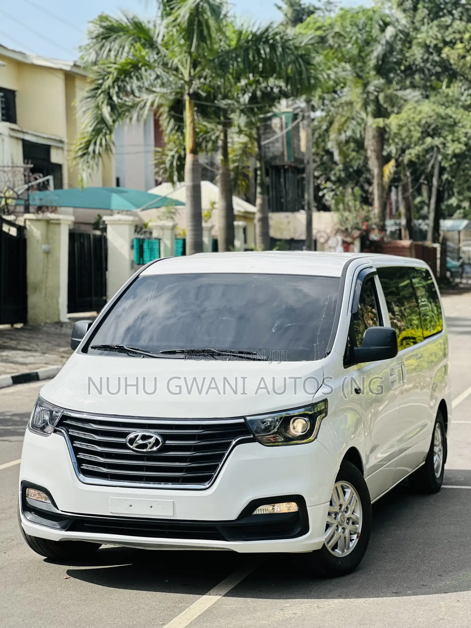 Hyundai H1 2021 White