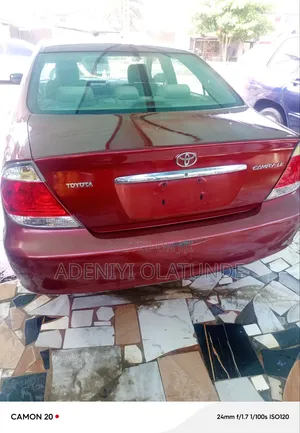 Toyota Camry LE 4dr Sedan (2.4L 4cyl 5A) 2005 Red