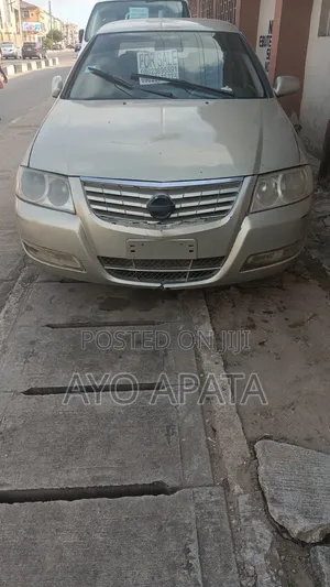 Nissan Sunny 2006 Gold