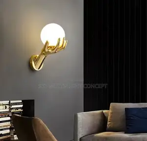 Creative Golden Finger Wall Lamp