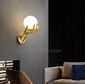 Creative Golden Finger Wall Lamp
