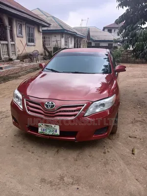 Toyota Camry 2011 Red
