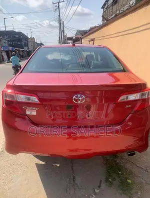 Toyota Camry 2012 Red