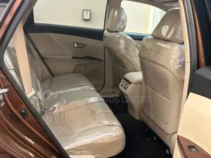 Toyota Venza 2010 Brown
