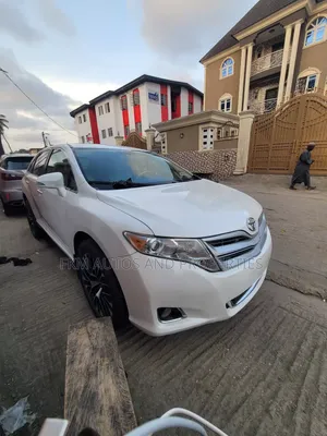 Toyota Venza 2013 White