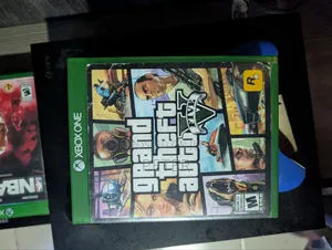 Xbox One X 2 Wireless Controllers and 7 Games